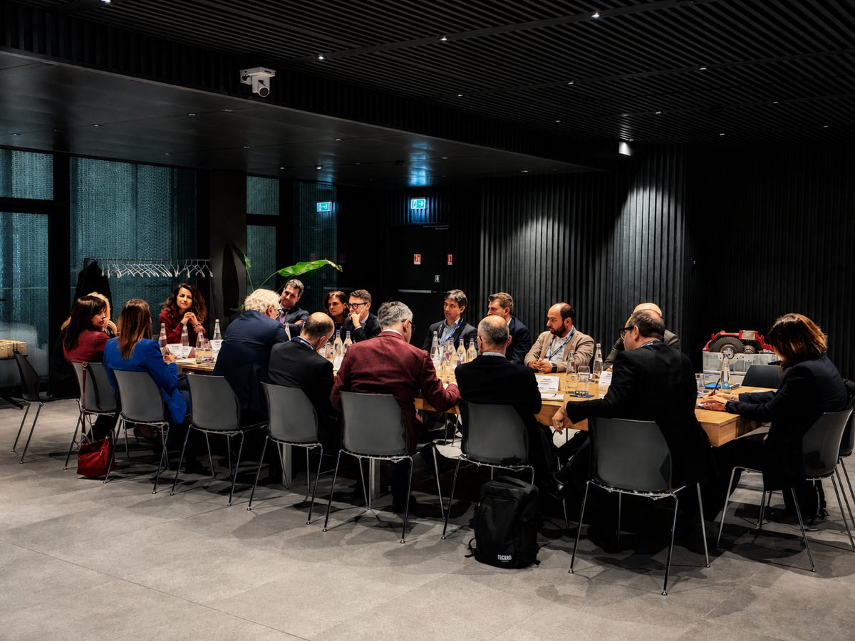 Una round table di NEXT Club