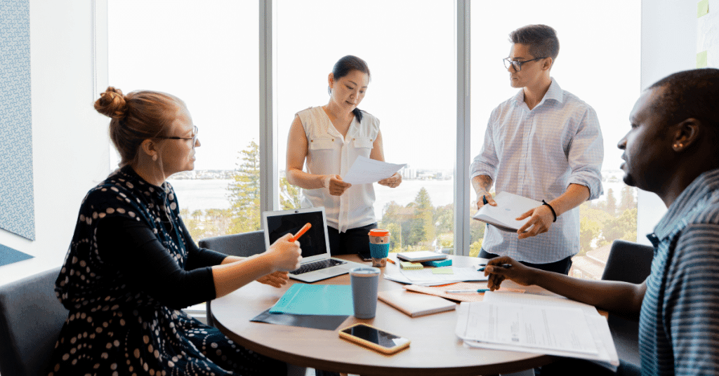 A team continuously managing the performance indicators